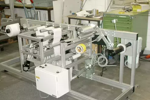 Wrapping unit for NON-Woven